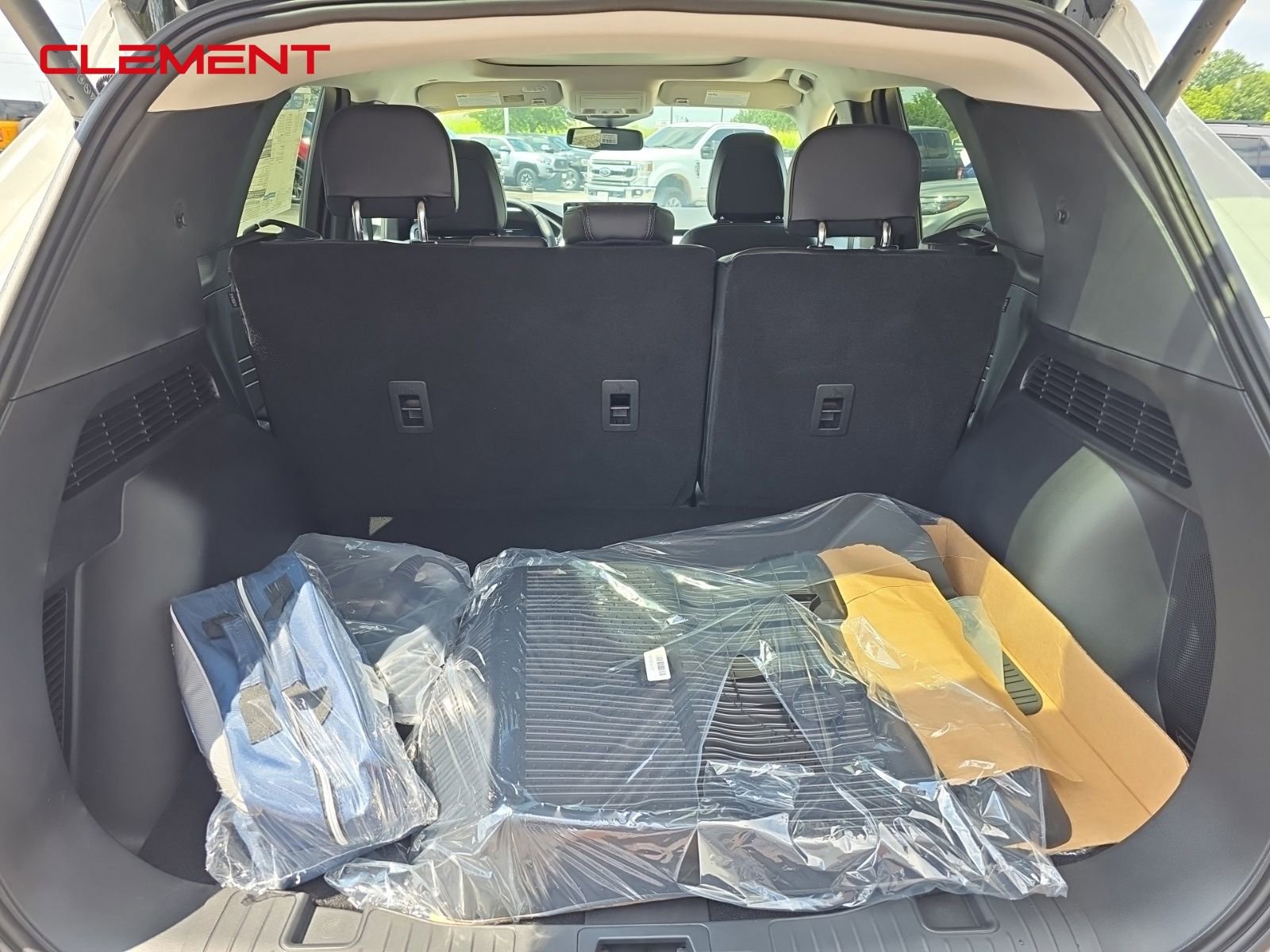 New 2025 Ford Escape SE w/ PHEV Premium Package image 9