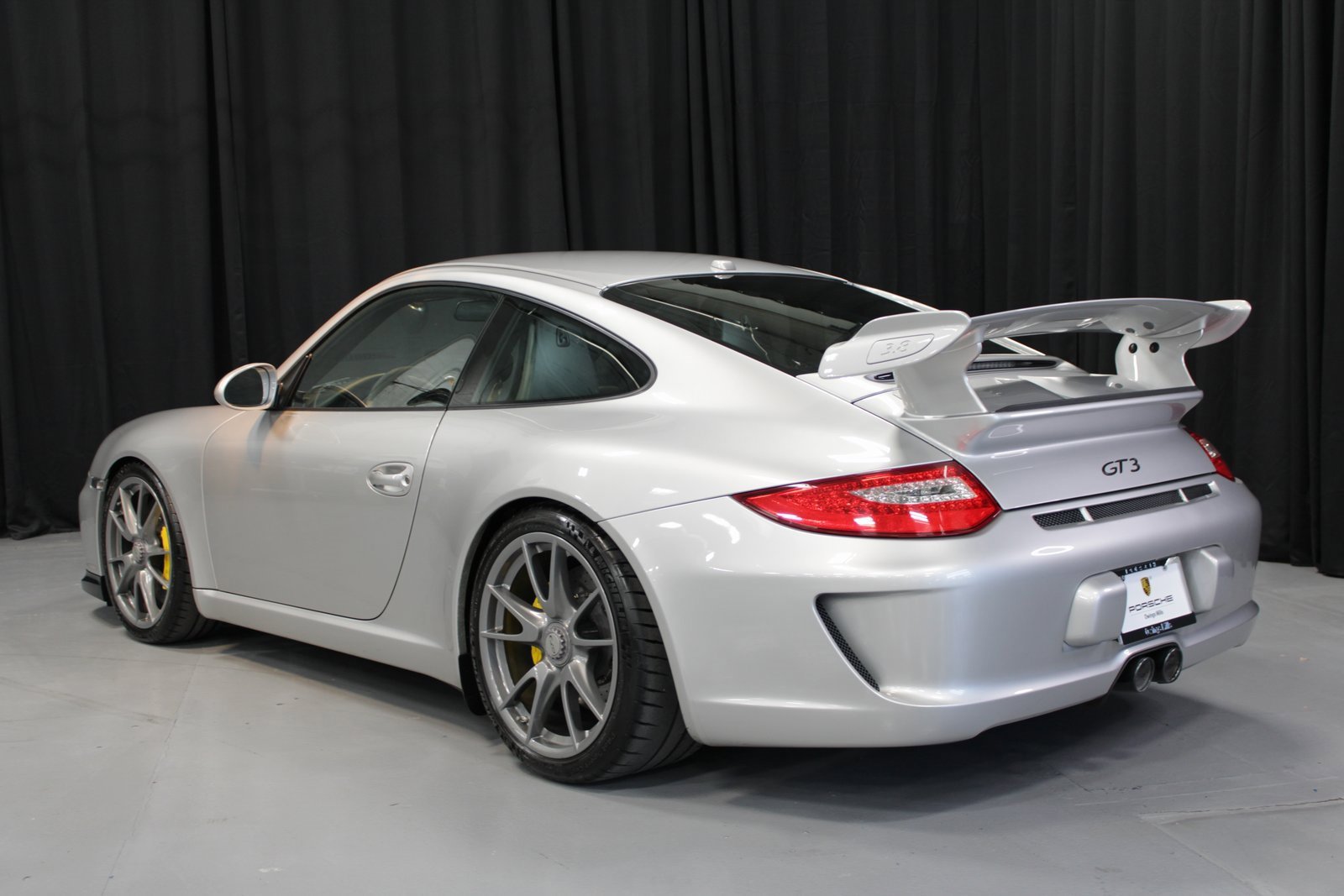 Used 2010 Porsche 911 GT3 image 3