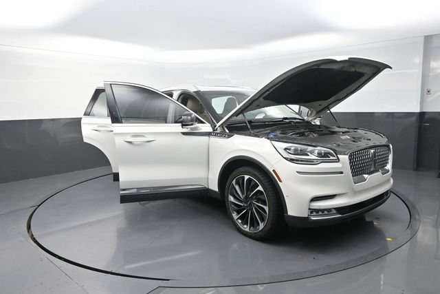 Used 2020 Lincoln Aviator Reserve w/ Equipment Group 202A AWD/4WD image 39