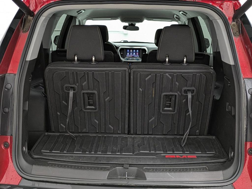 Used 2022 GMC Acadia SLE w/ Driver Convenience Package image 12