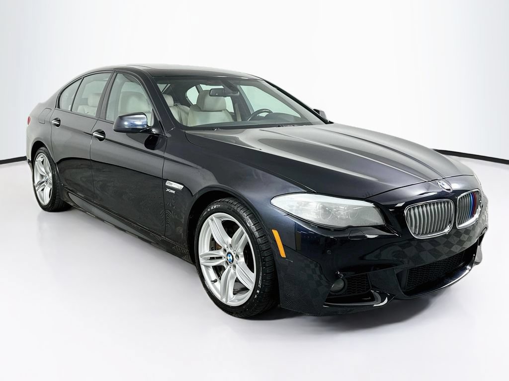 Used 2011 BMW 550i xDrive Sedan AWD/4WD image 2