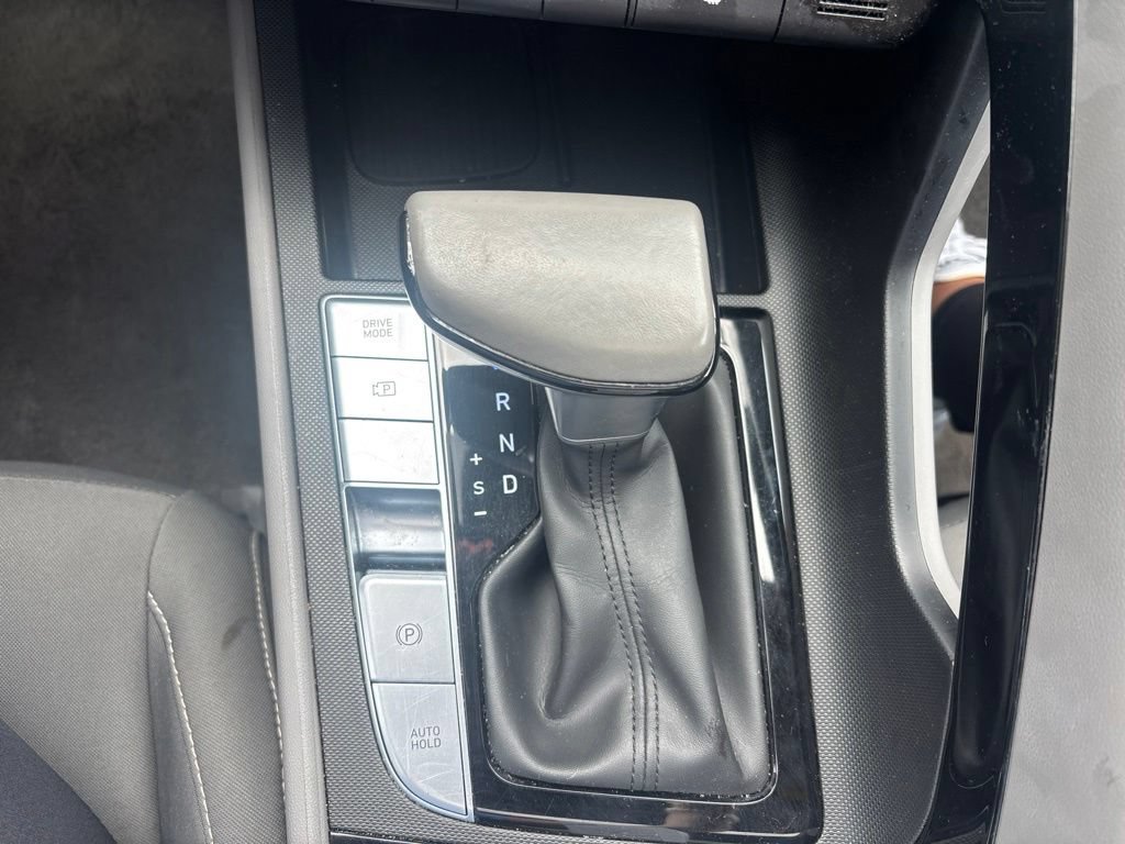 Used 2025 Hyundai Elantra SEL FWD image 8
