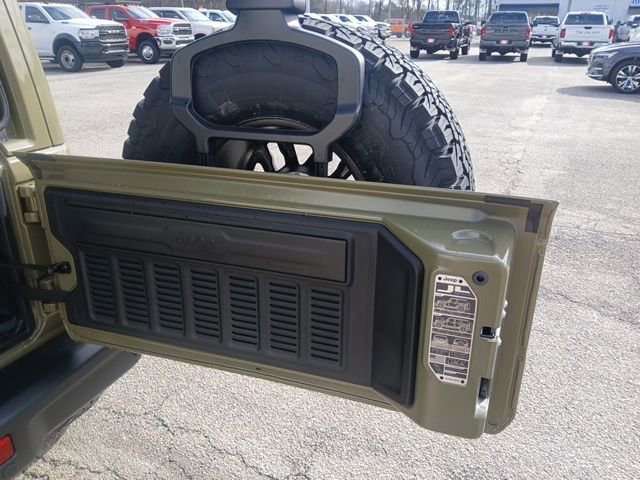 New 2026 Jeep Wrangler Unlimited Rubicon AWD/4WD image 18