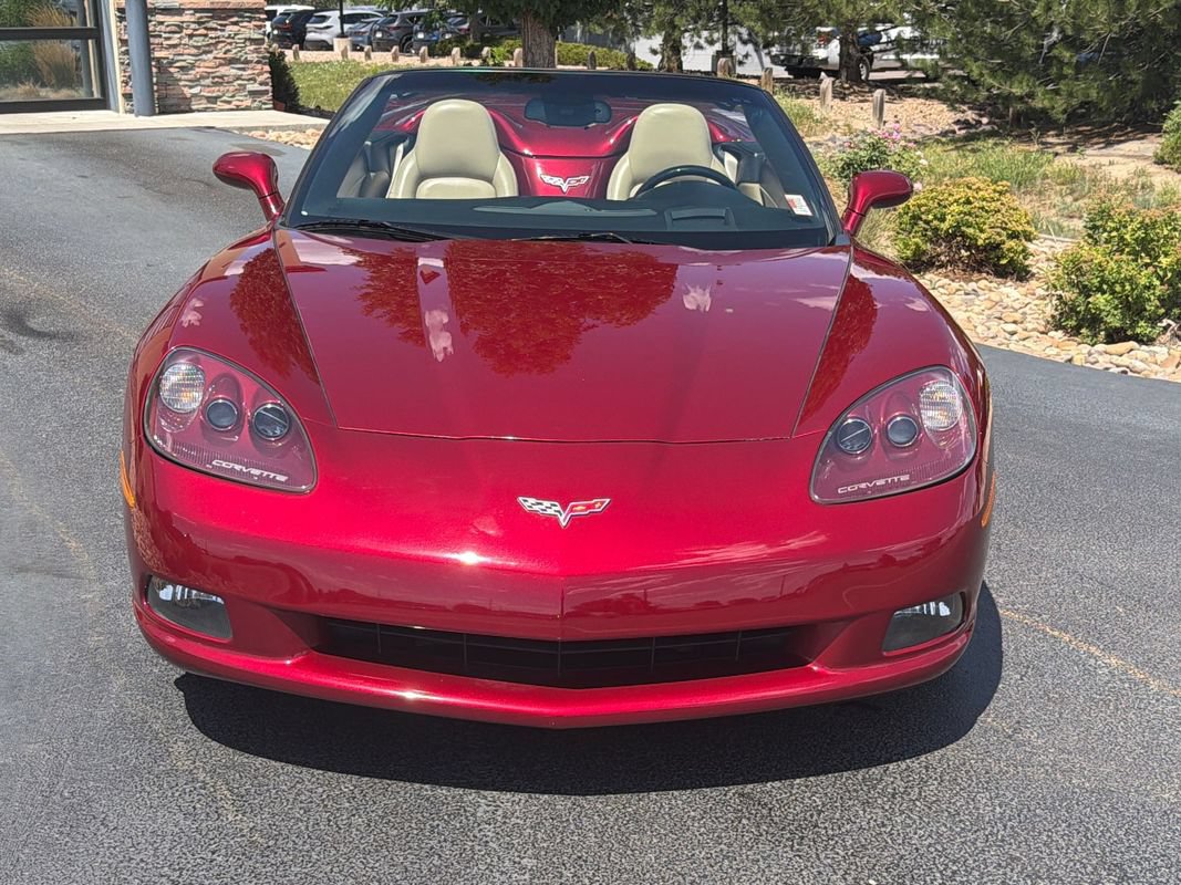 Used 2006 Chevrolet Corvette Convertible w/ Preferred Equipment Group RWD image 6