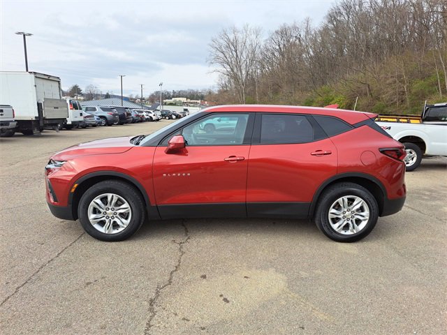 Used 2022 Chevrolet Blazer LT image 2