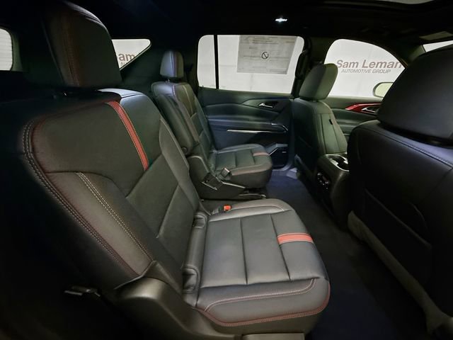 New 2026 Chevrolet Traverse RS w/ LPO, Floor Liner Package image 32
