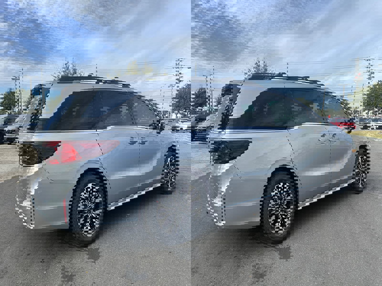 New 2026 Honda Odyssey Elite image 6