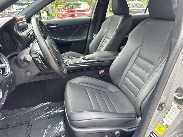 Used 2024 Lexus IS 350 F Sport RWD image 11