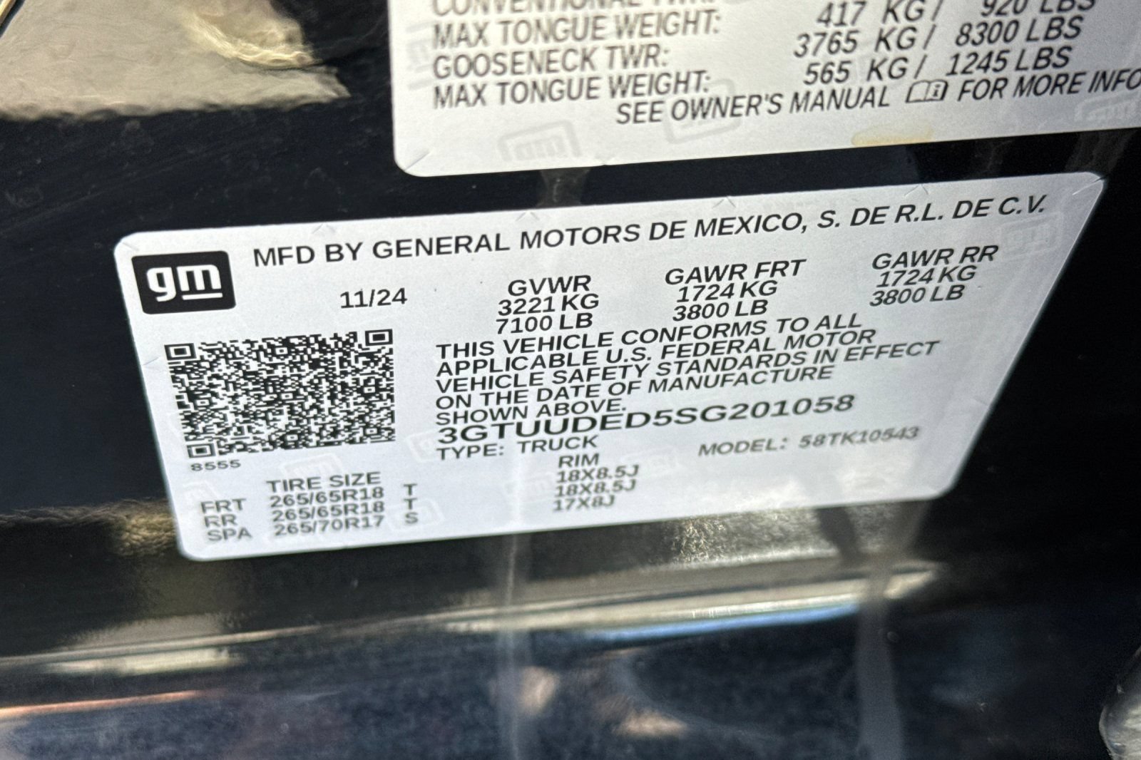 Certified 2025 GMC Sierra 1500 SLT AWD/4WD image 33