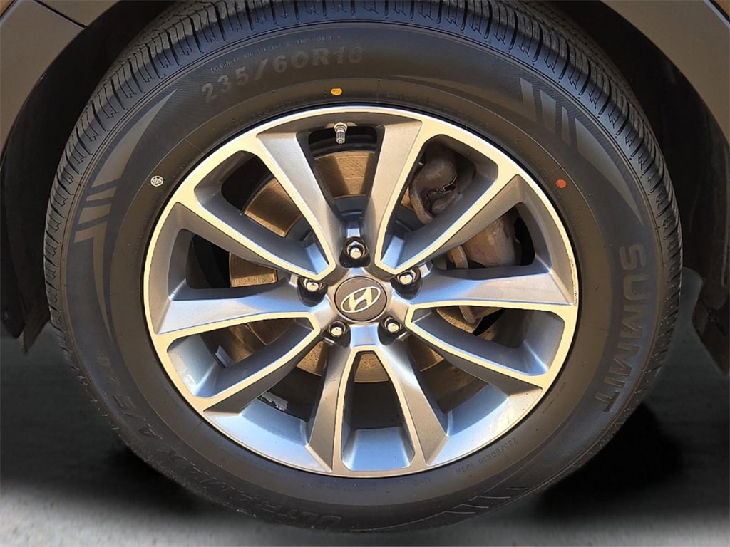 Used 2017 Hyundai Santa Fe SE w/ Cargo Package image 8