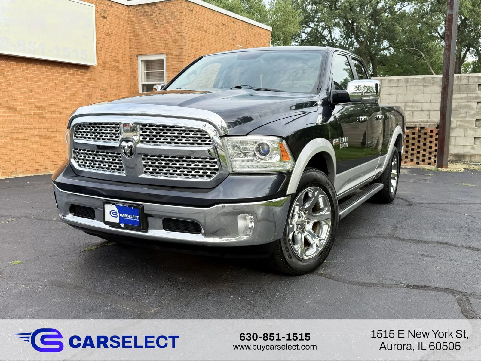 Used 2013 RAM 1500 Laramie AWD/4WD image 1