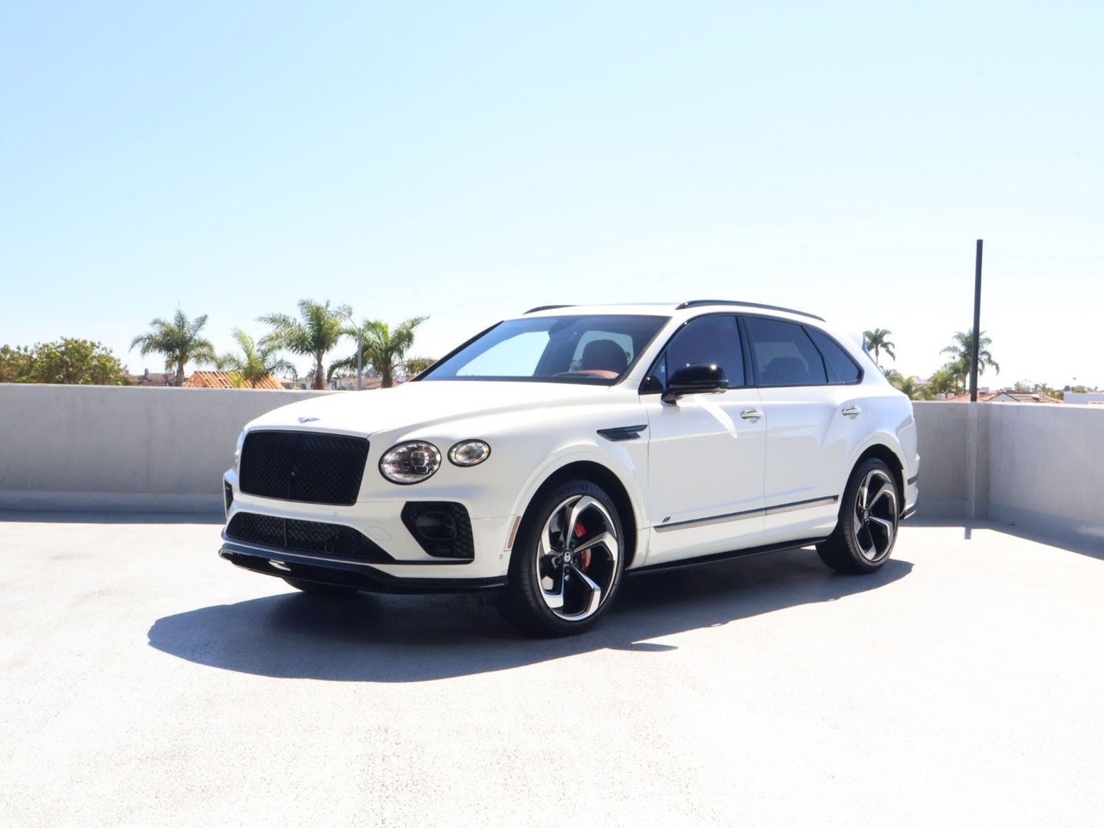 Certified 2023 Bentley Bentayga AWD/4WD image 8