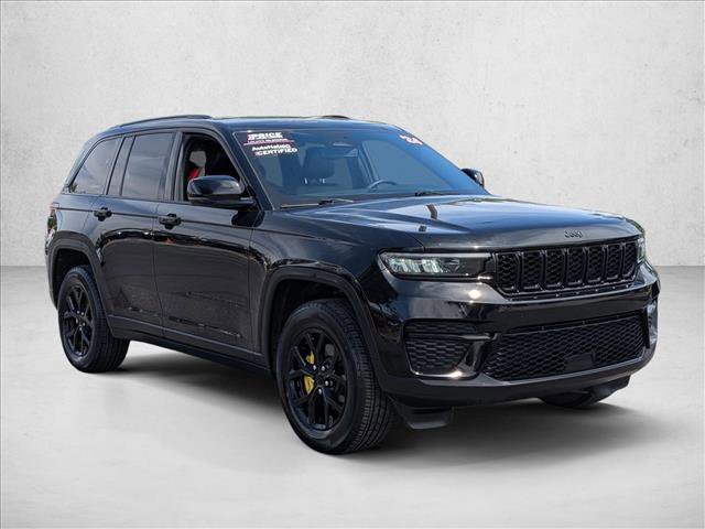 Used 2024 Jeep Grand Cherokee Altitude AWD/4WD video 3