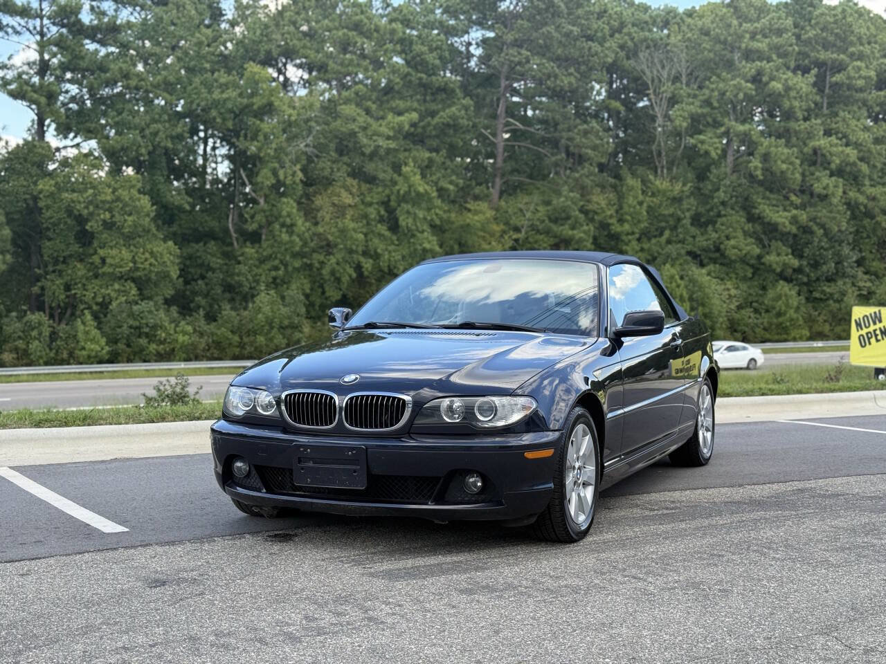 Used 2005 BMW 325Ci Convertible image 3