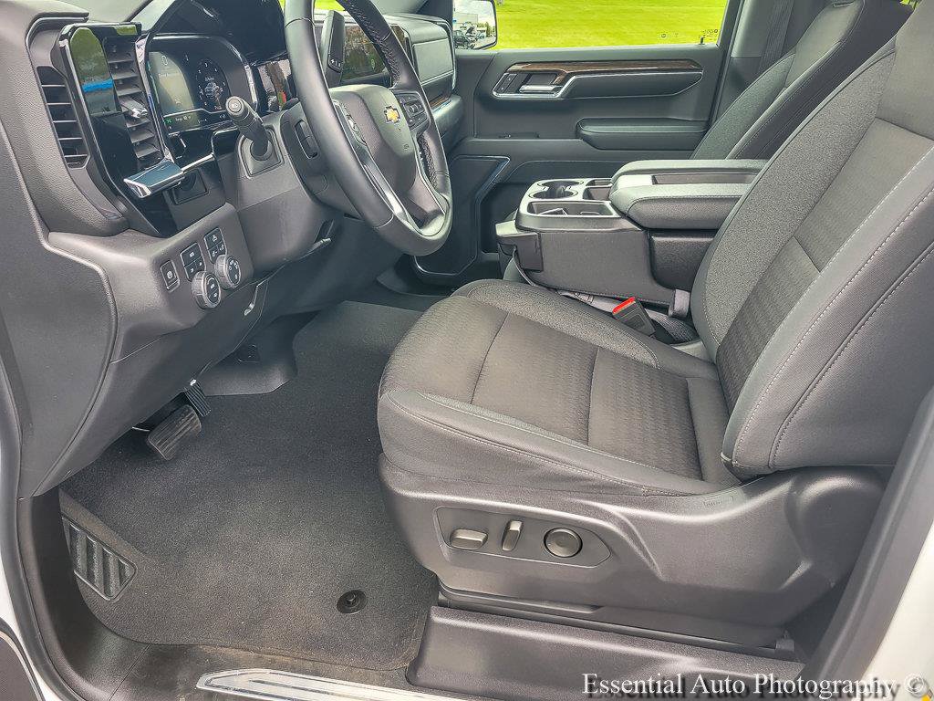 Certified 2024 Chevrolet Silverado 1500 LT AWD/4WD image 11