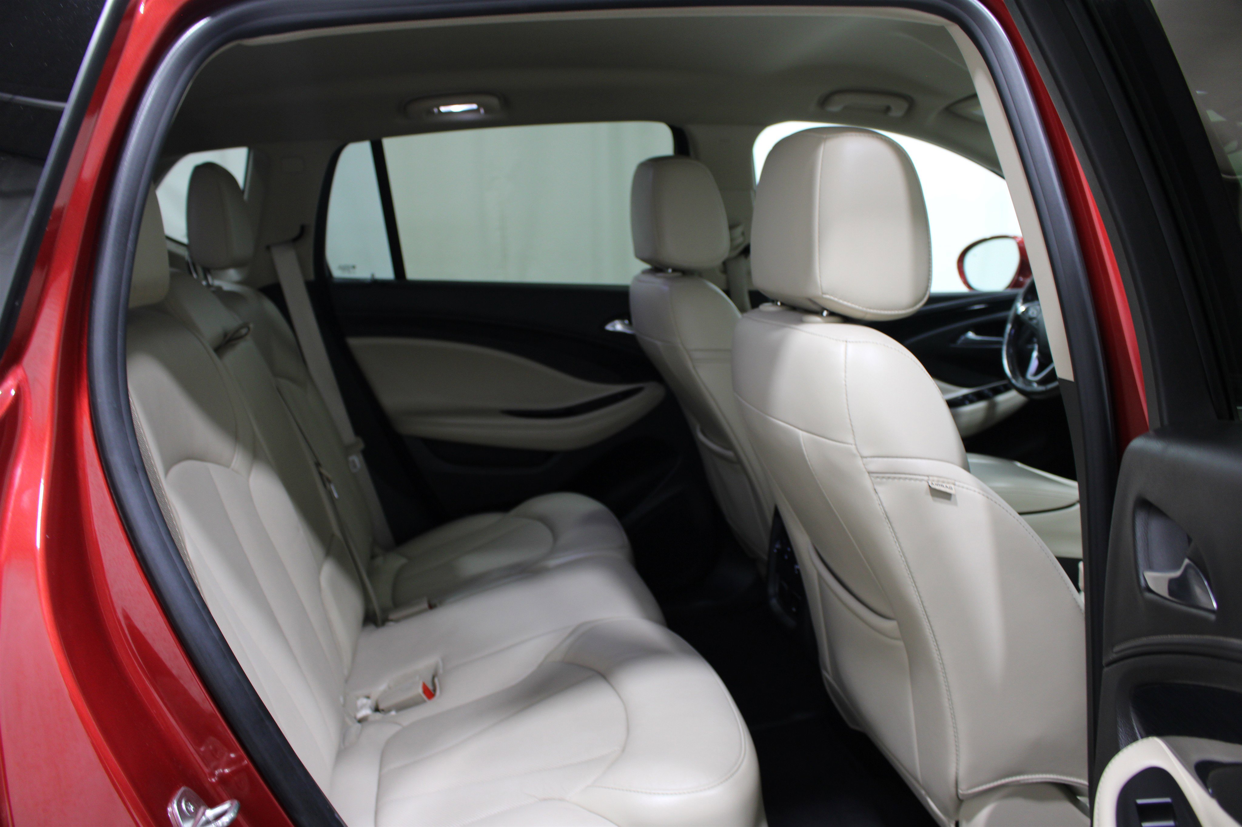 Used 2017 Buick Envision Essence image 26