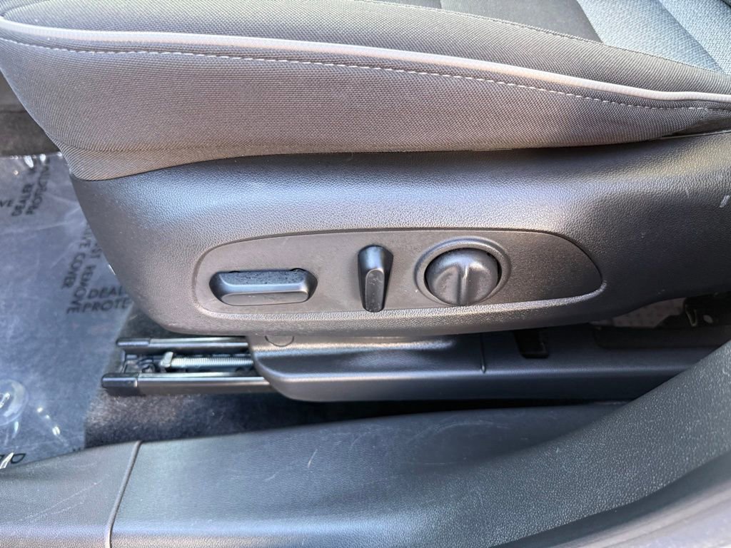 Used 2023 Chevrolet TrailBlazer LT w/ Convenience Package image 8