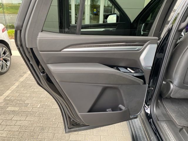 Used 2025 Cadillac Escalade V AWD/4WD image 22