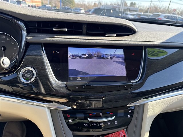 Used 2023 Cadillac XT6 Premium Luxury image 15
