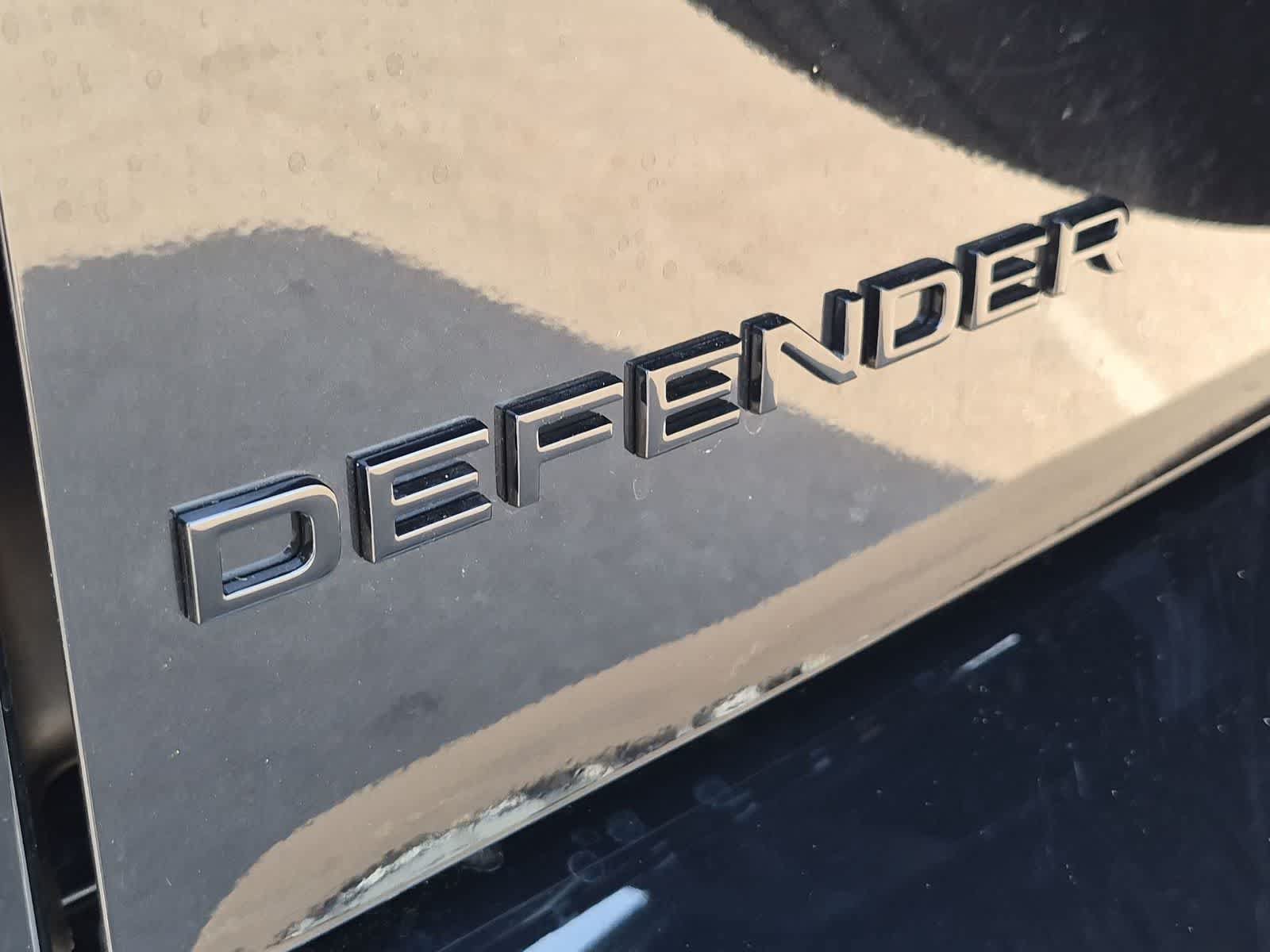 New 2026 Land Rover Defender 110 X-Dynamic SE AWD/4WD image 5