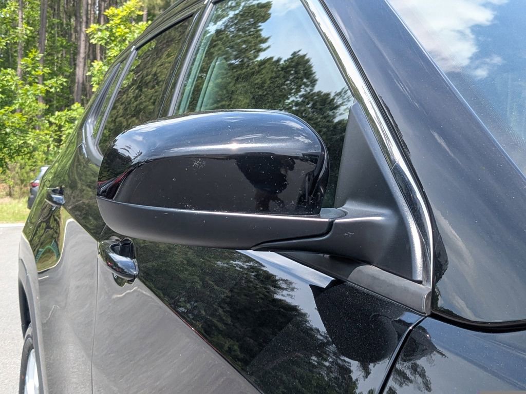 Used 2024 Jeep Compass Latitude image 11