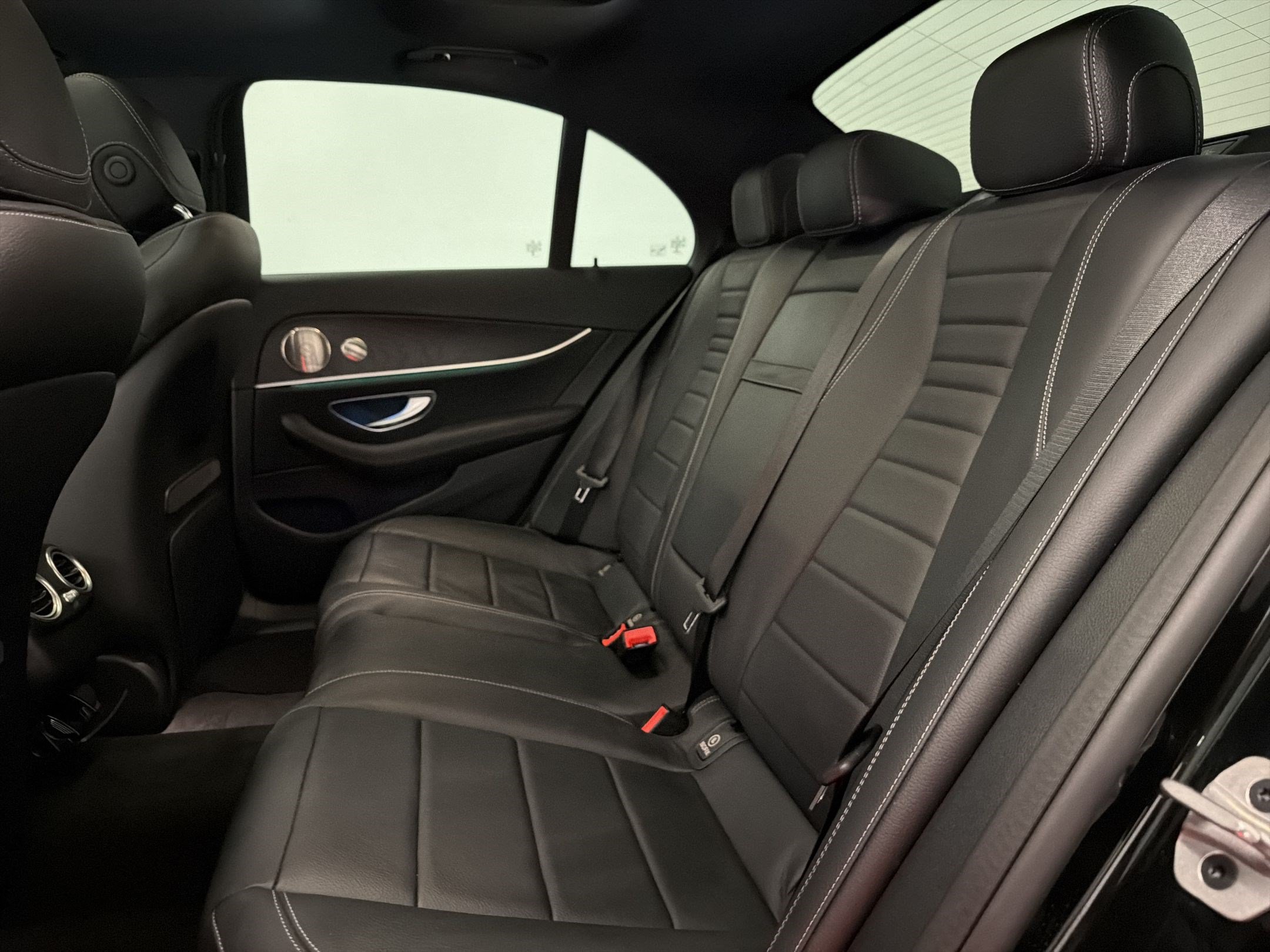 Certified 2023 Mercedes-Benz E 450 4MATIC Sedan image 27