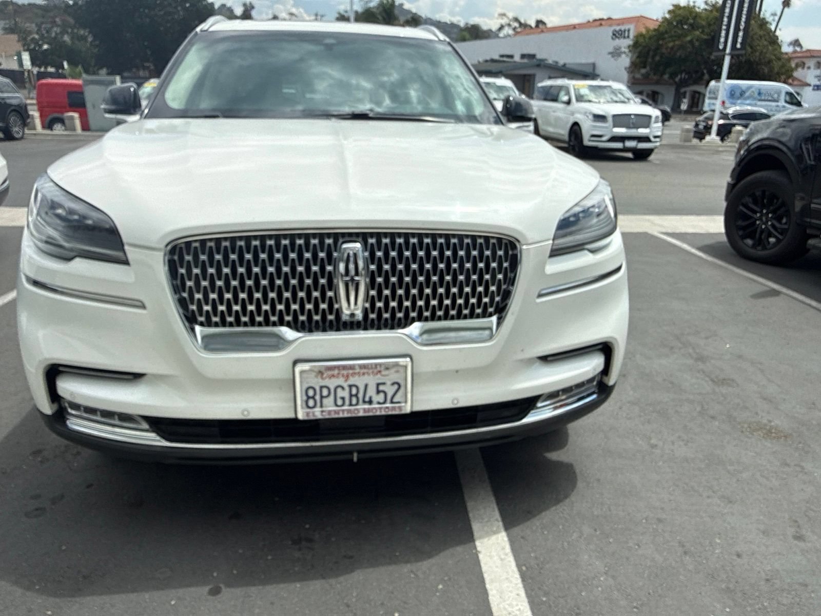 Used 2020 Lincoln Aviator Reserve w/ Equipment Group 201A AWD/4WD image 2