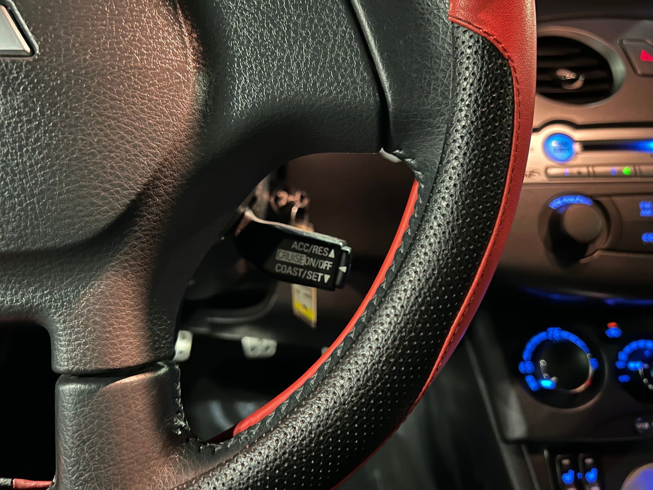 Used 2007 Mitsubishi Eclipse GT image 13