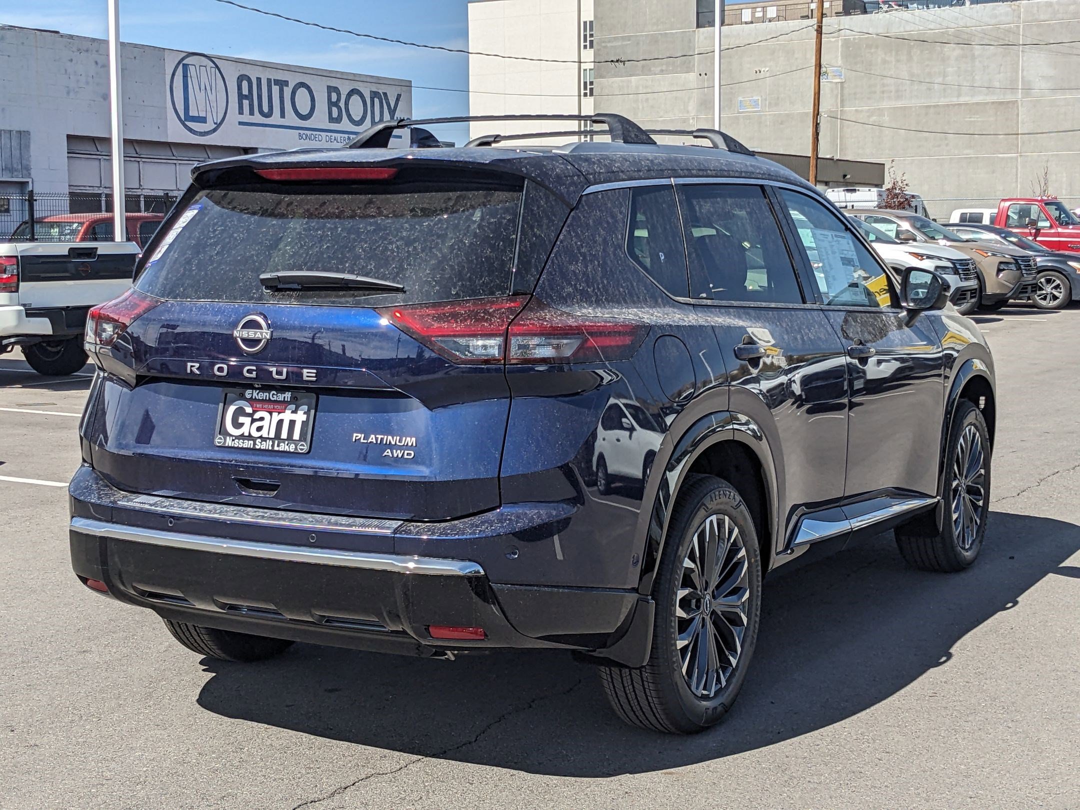 New 2026 Nissan Rogue Platinum image 3