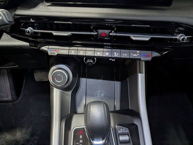 Used 2024 Alfa Romeo Tonale Ti image 23