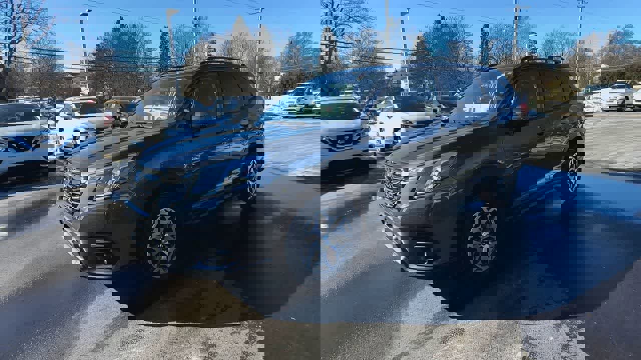 Certified 2023 Subaru Forester Premium image 4