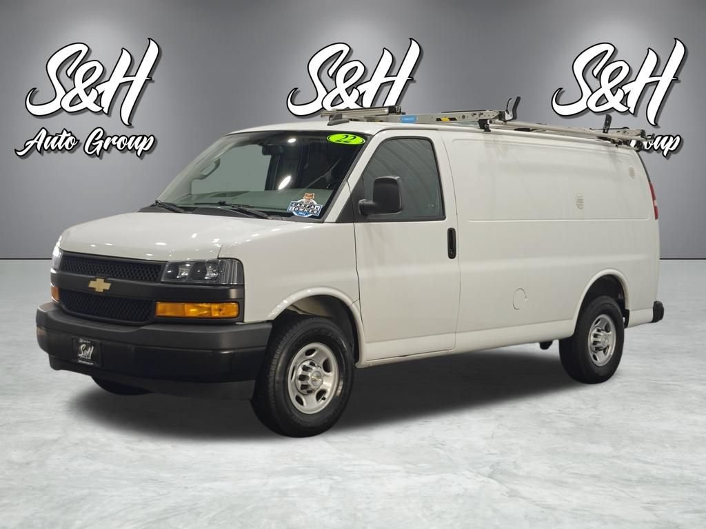 Used 2022 Chevrolet Express 2500 w/ Driver Convenience Package RWD image 16