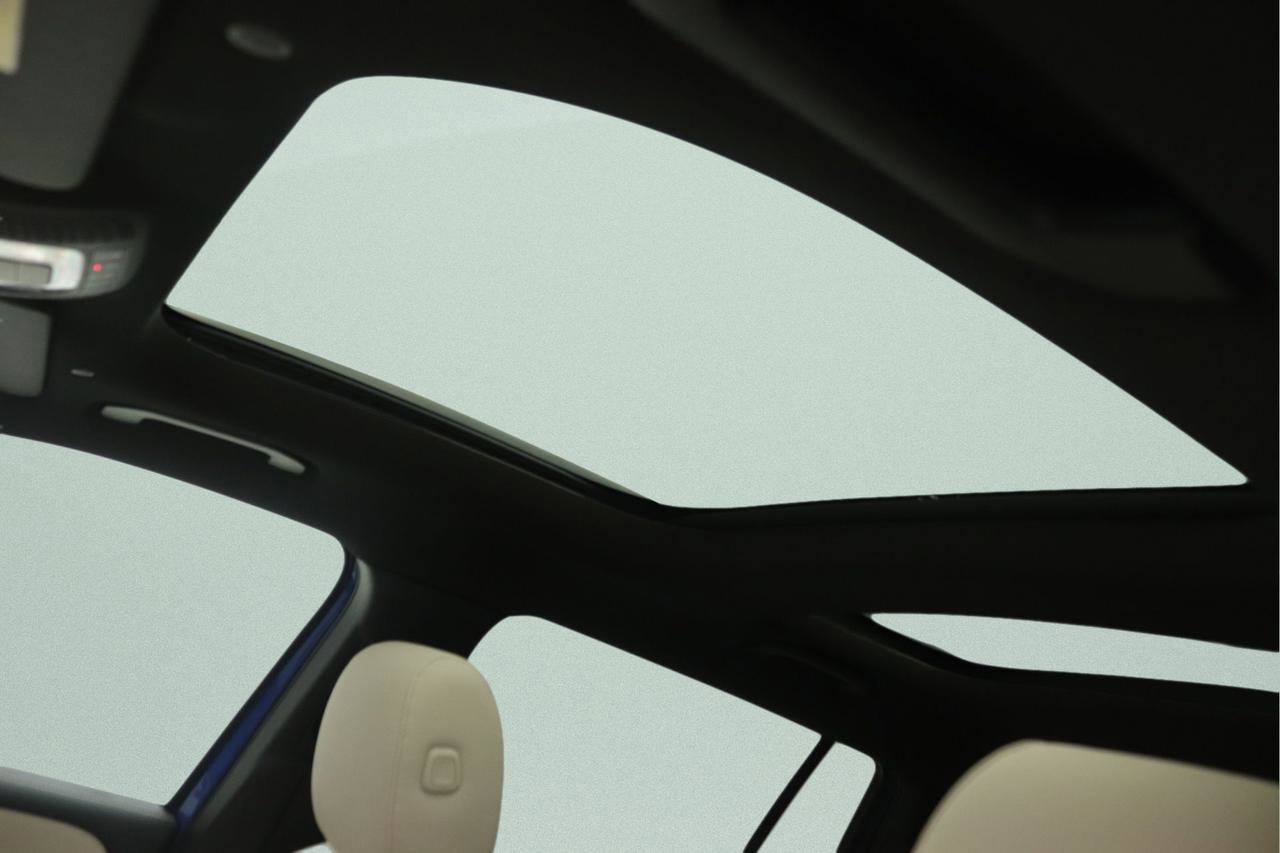 New 2026 Mercedes-Benz GLB 250 image 11