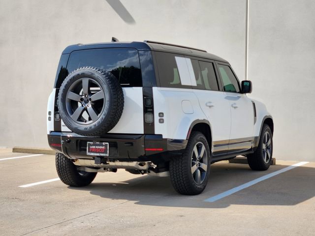 New 2026 Land Rover Defender 110 X-Dynamic SE AWD/4WD image 4