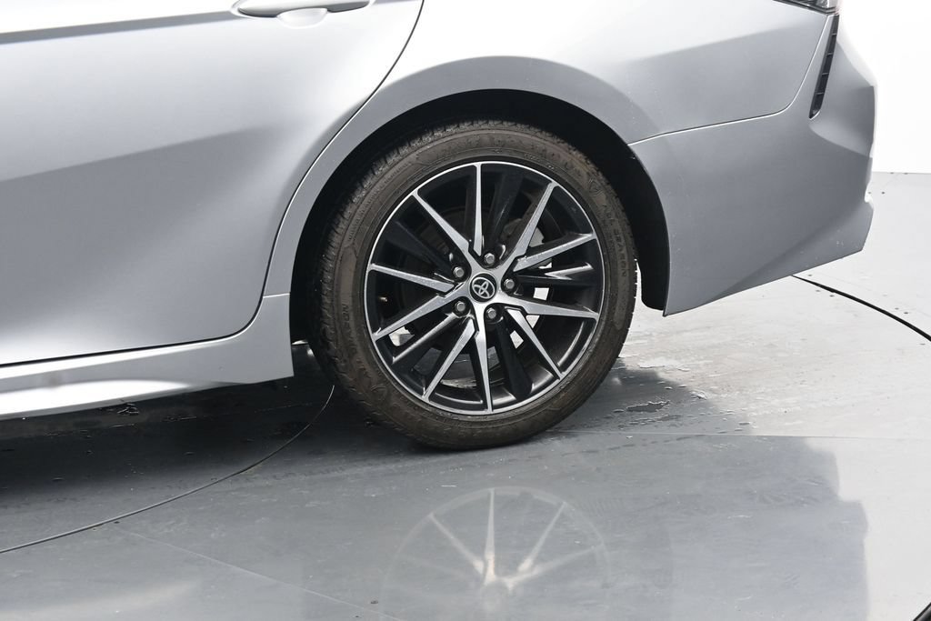 Used 2024 Toyota Camry SE FWD image 13