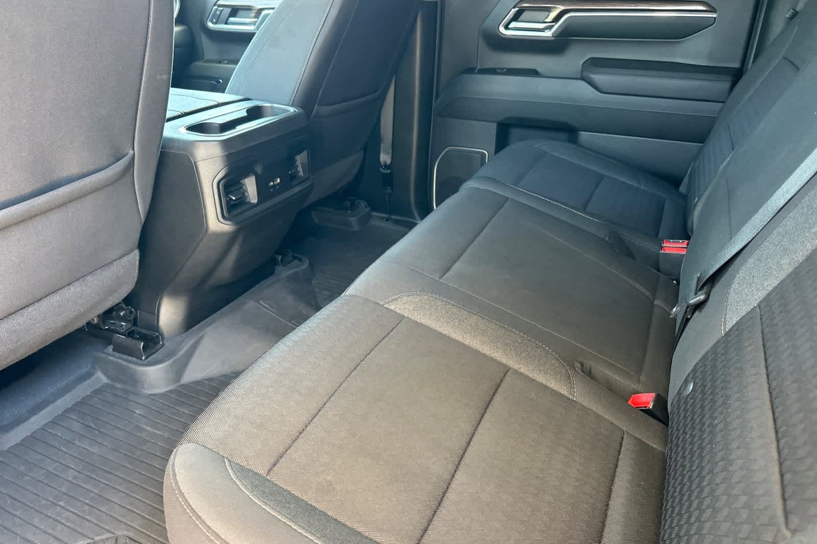 Used 2023 Chevrolet Silverado 1500 RST AWD/4WD image 4