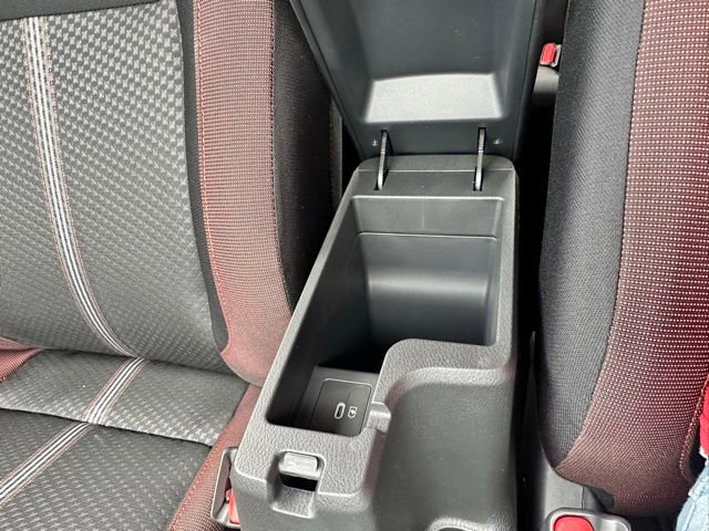 New 2025 Nissan Versa SR w/ Trunk Package image 27