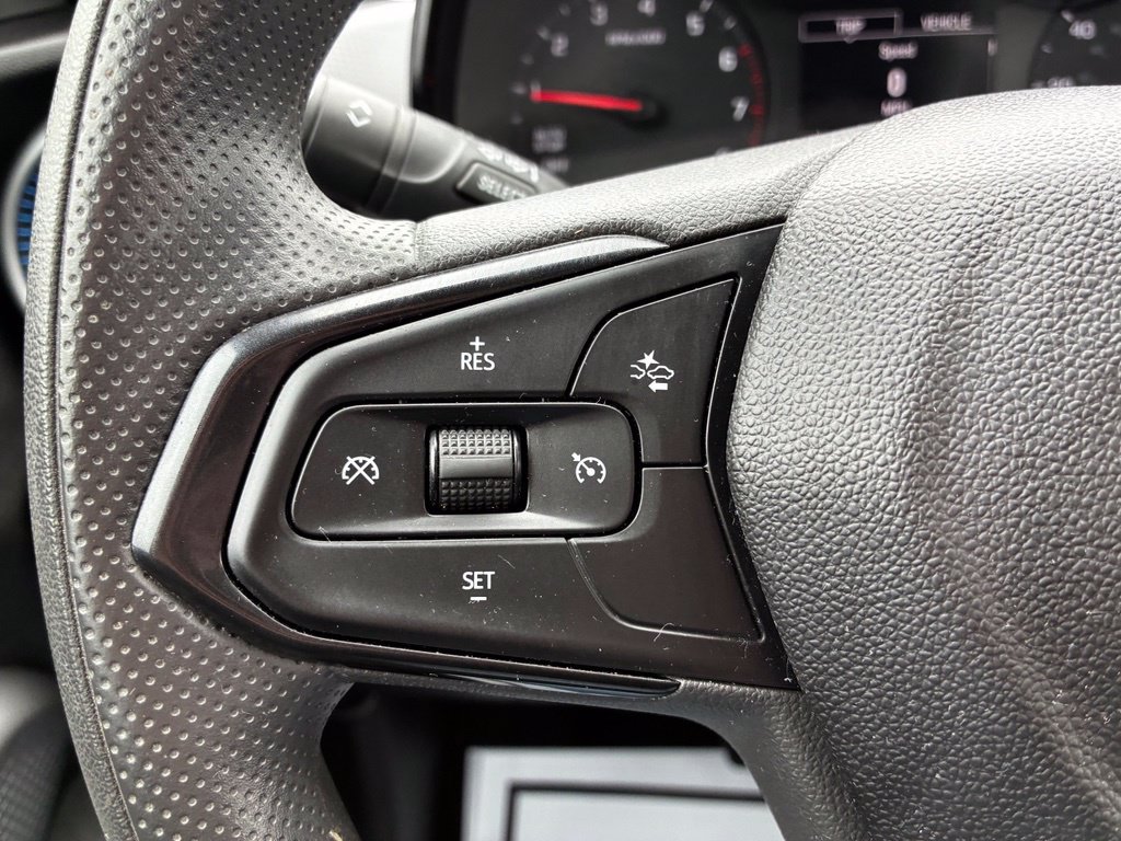 Used 2024 Chevrolet Trax LS w/ LS Convenience Package FWD image 10