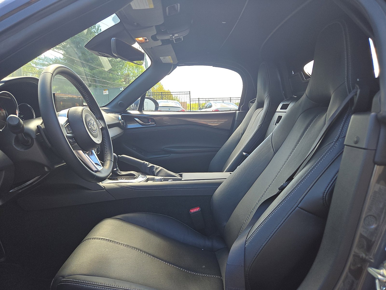 Used 2024 MAZDA MX-5 Miata Grand Touring w/ Weather Package RWD image 13