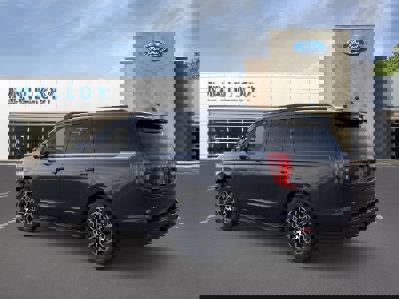New 2026 Ford Expedition Active image 4