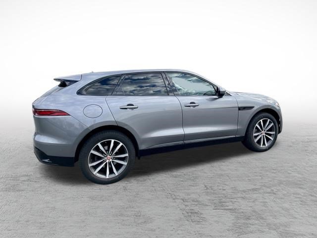 Used 2021 Jaguar F-PACE S image 7