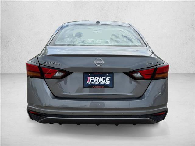 Used 2024 Nissan Altima 2.5 SV image 6