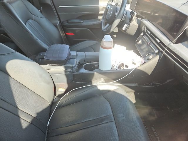 Used 2025 Hyundai Sonata Limited image 6