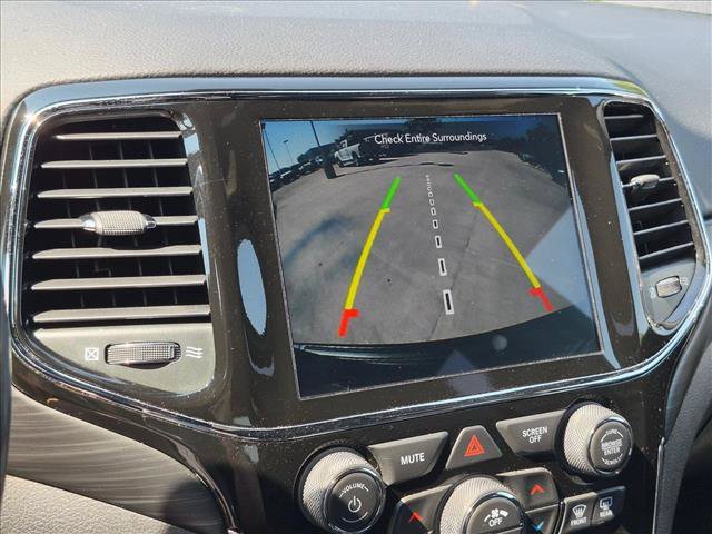 Used 2021 Jeep Grand Cherokee Laredo X AWD/4WD image 14