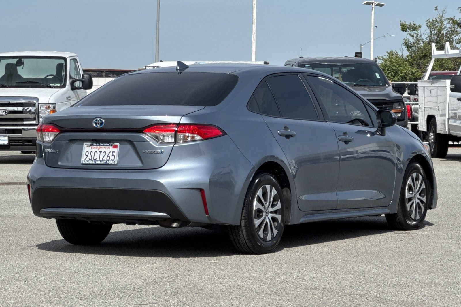 Used 2022 Toyota Corolla LE FWD image 4