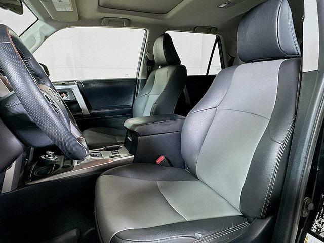 Used 2019 Toyota 4Runner SR5 Premium AWD/4WD image 11