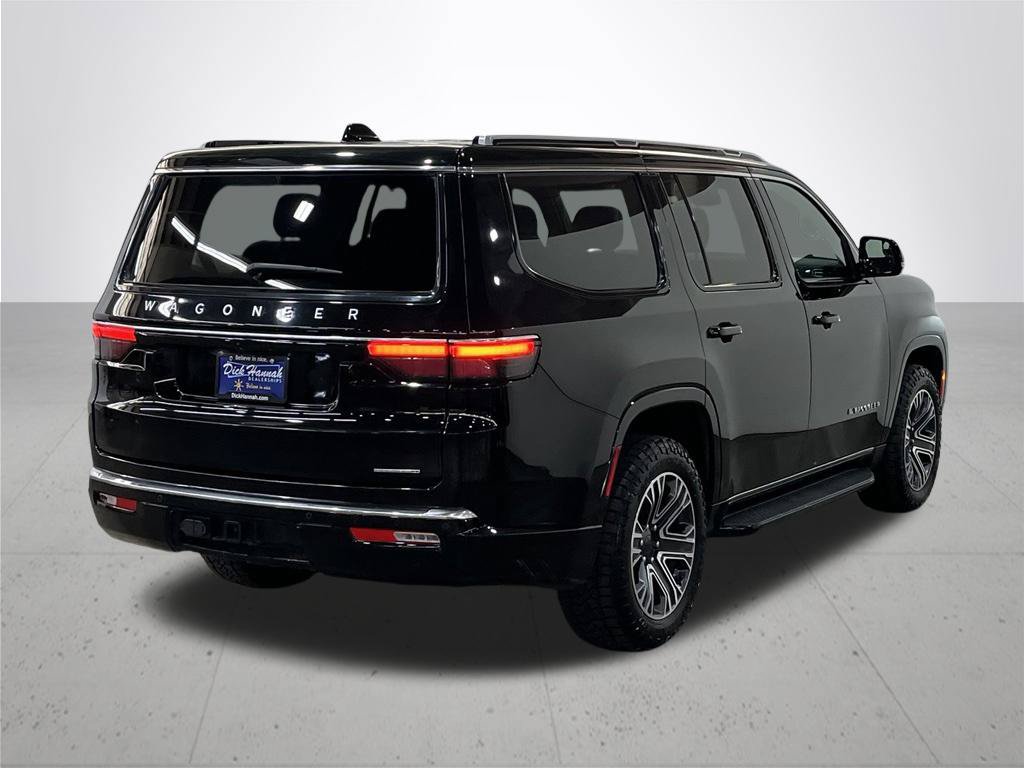 Used 2024 Jeep Wagoneer Series II AWD/4WD image 10