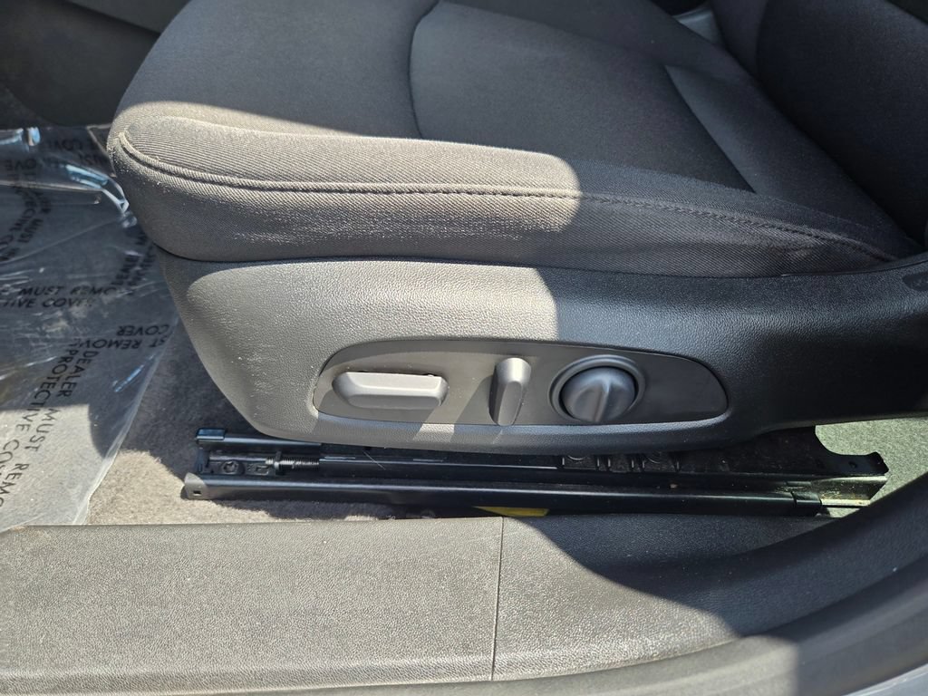 Certified 2023 Chevrolet Malibu LT FWD image 12
