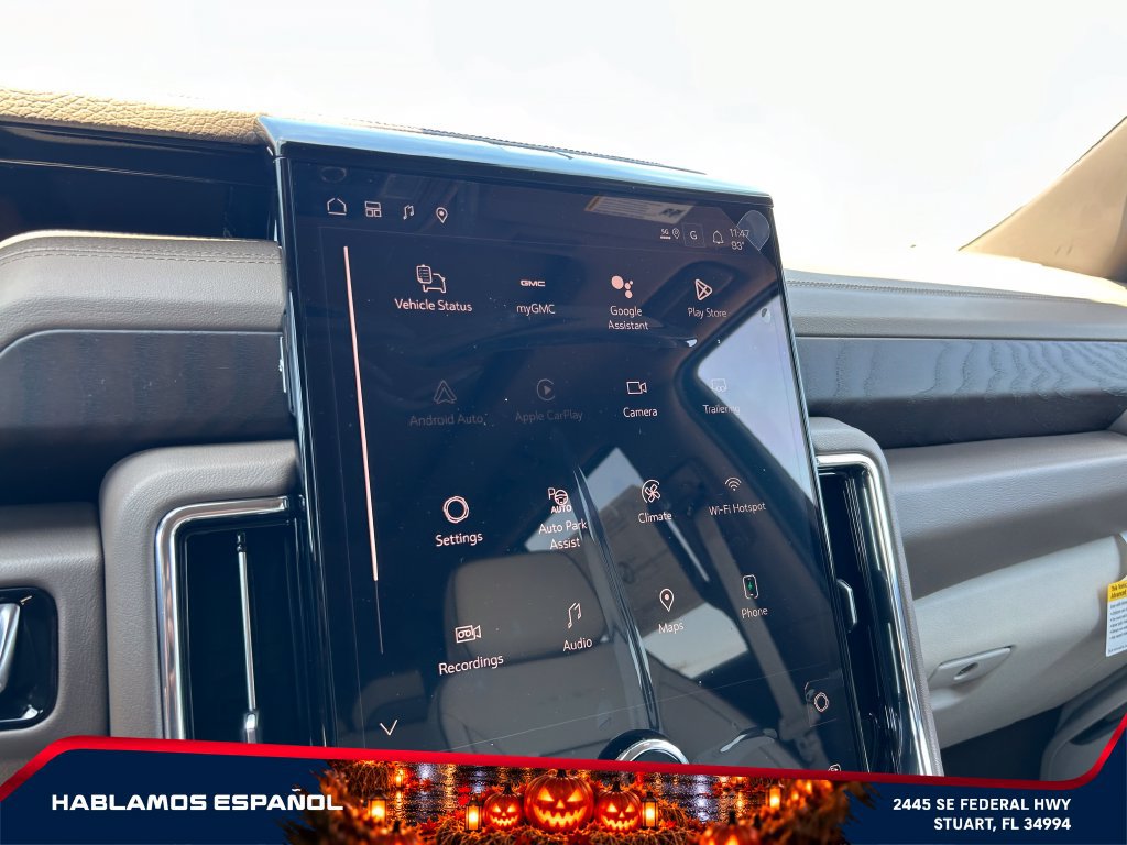 New 2026 GMC Yukon Denali w/ Denali Reserve Package AWD/4WD image 31