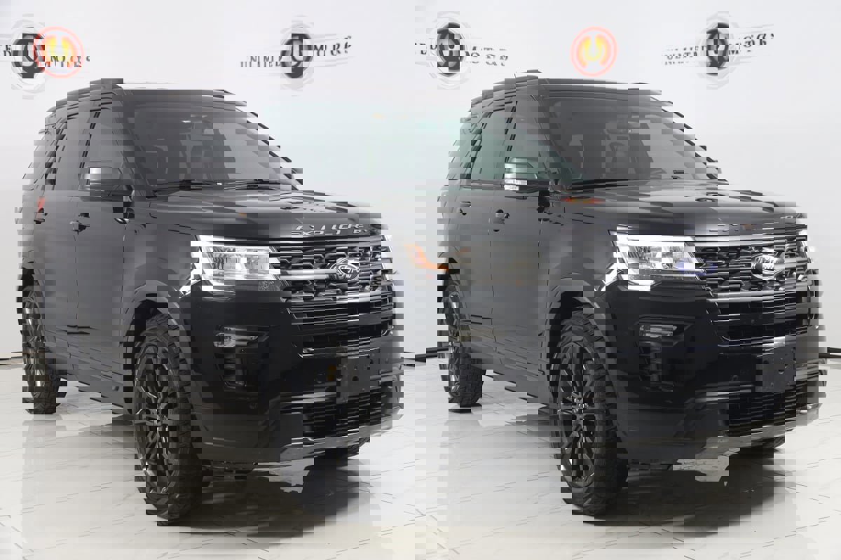 Used 2018 Ford Explorer XLT w/ Equipment Group 202A image 19